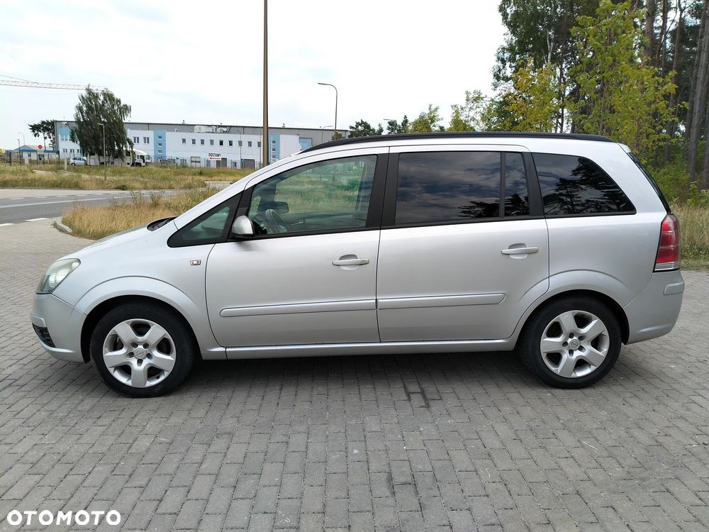 Opel Zafira 1.6 Enjoy - 9