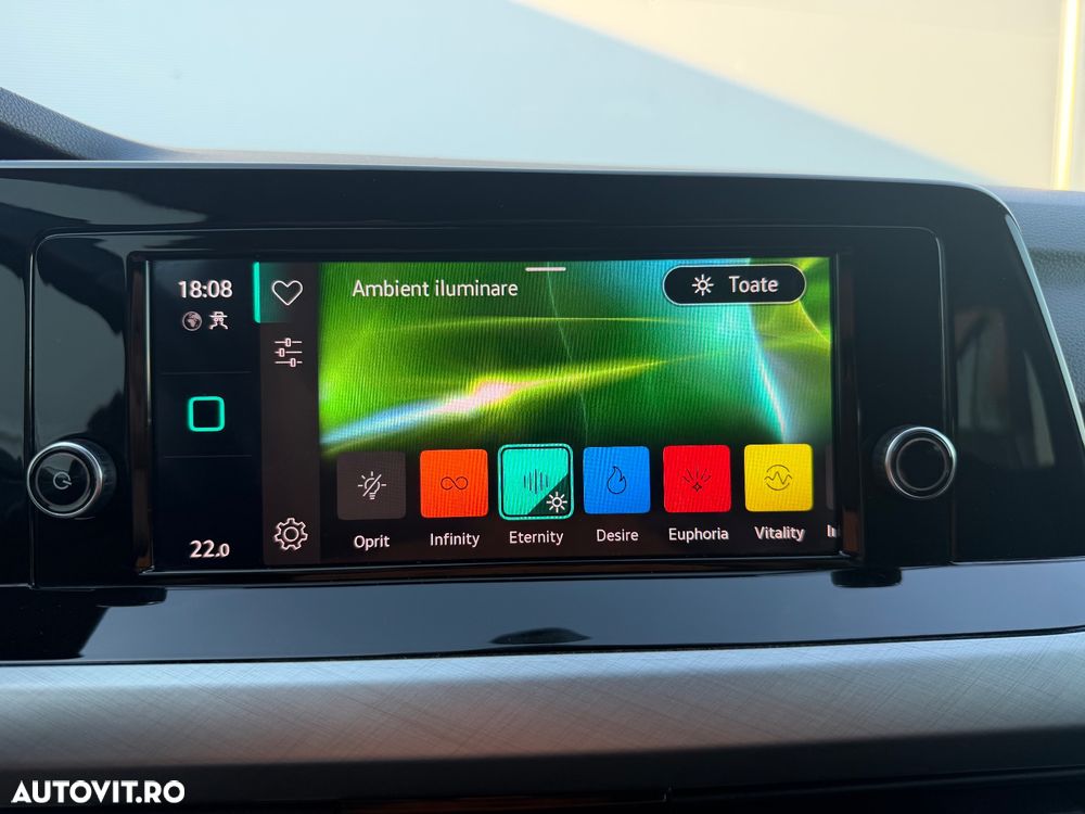 Volkswagen Golf 1.0 TSI Comfortline - 32
