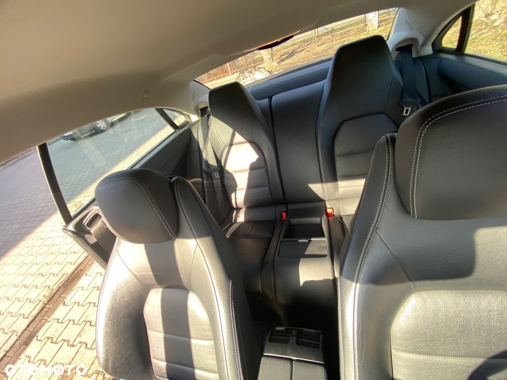 Mercedes-Benz Klasa E - 11