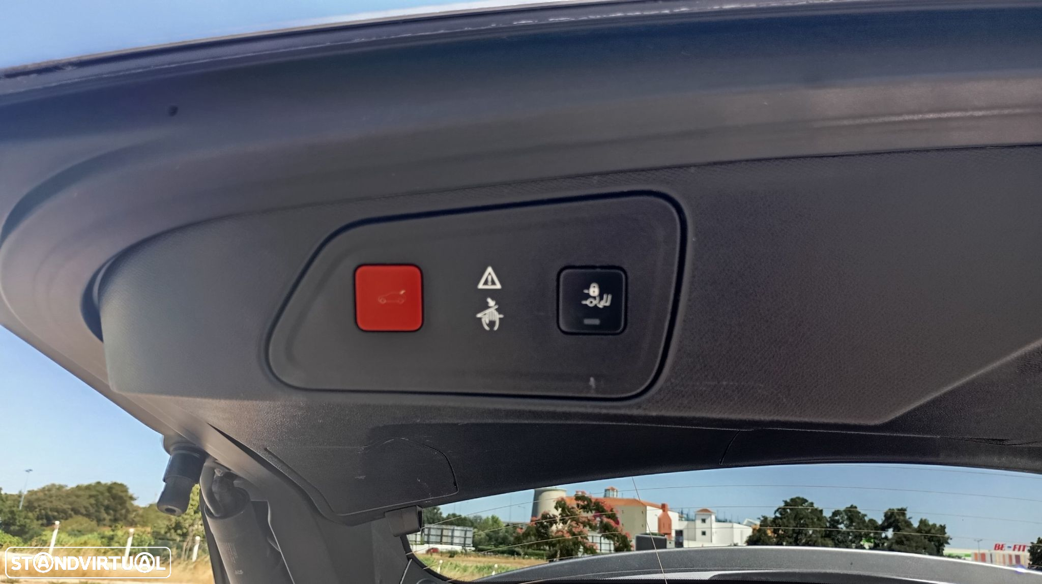 Peugeot 3008 PureTech 130 Stop & Start GPF EAT8 Allure Business-Pack - 39