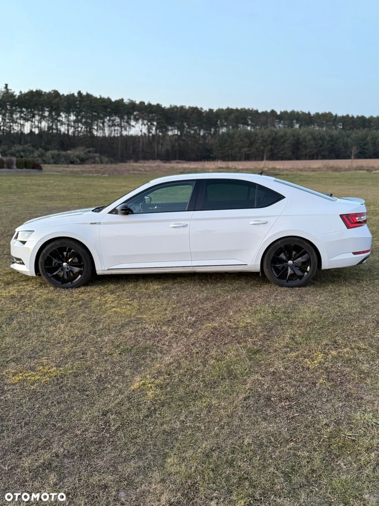 Skoda Superb 2.0 TSI Sportline DSG - 3
