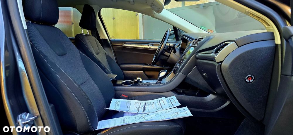 Ford Mondeo 2.0 EcoBlue Titanium - 25