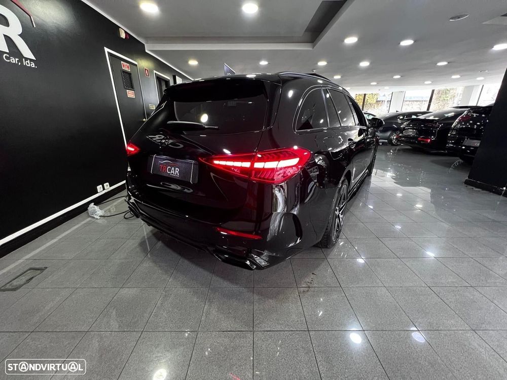 Mercedes-Benz C 300 e AMG Line - 24