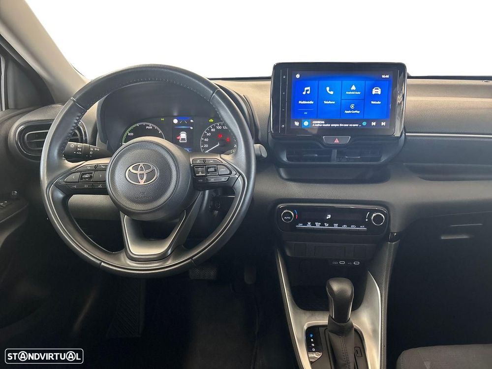 Toyota Yaris 1.5 HDF Comfort Plus - 9