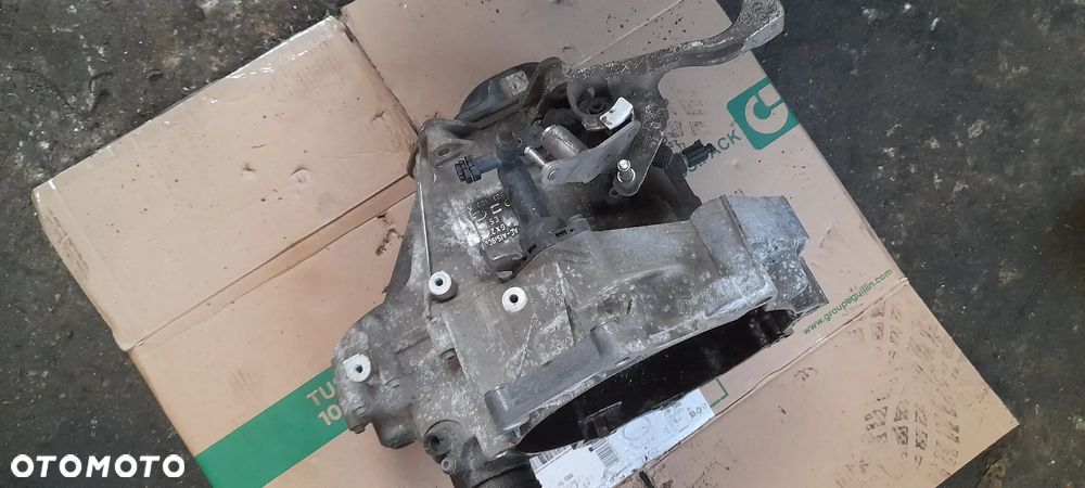 SKRZYNIA BIEGÓW JJL skoda 1,2  polo 9n - 2