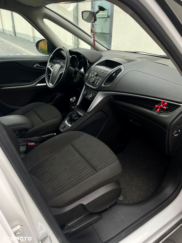 Opel Zafira 1.6 T CNG Cosmo - 8