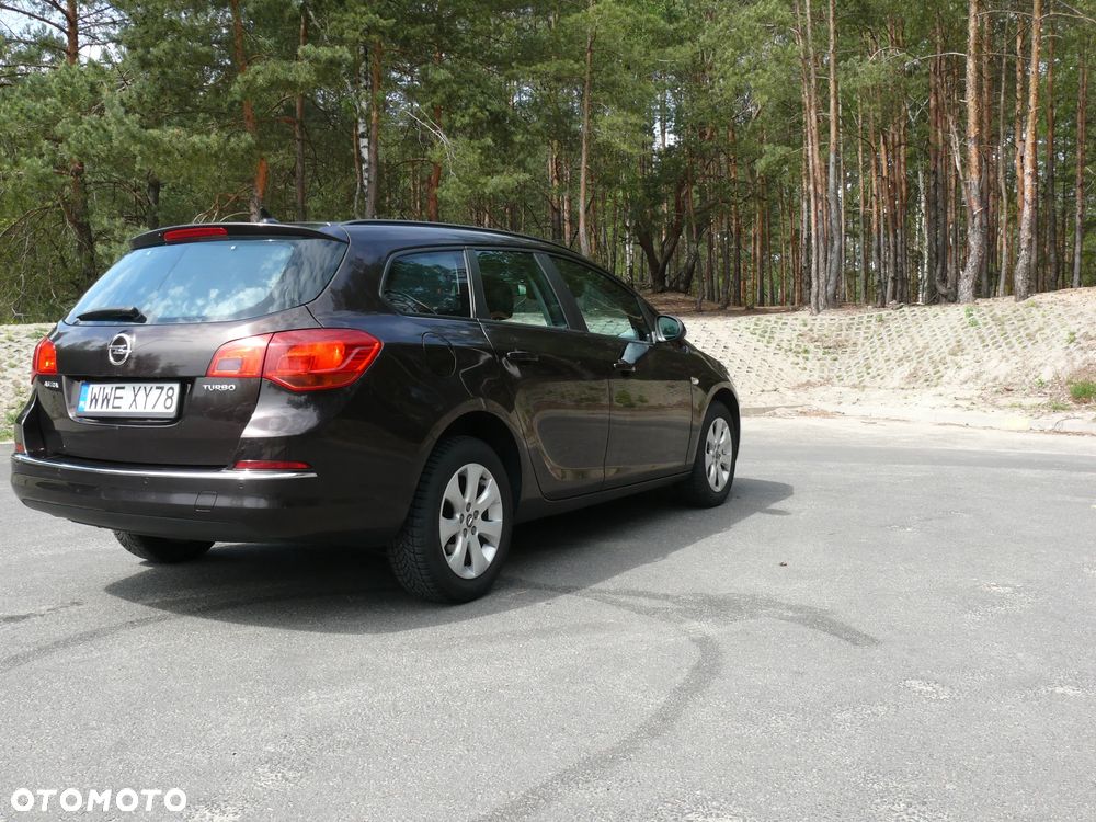 Opel Astra 1.4 T Enjoy - 7