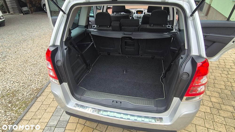 Opel Zafira 1.8 Easytronic Cosmo - 28