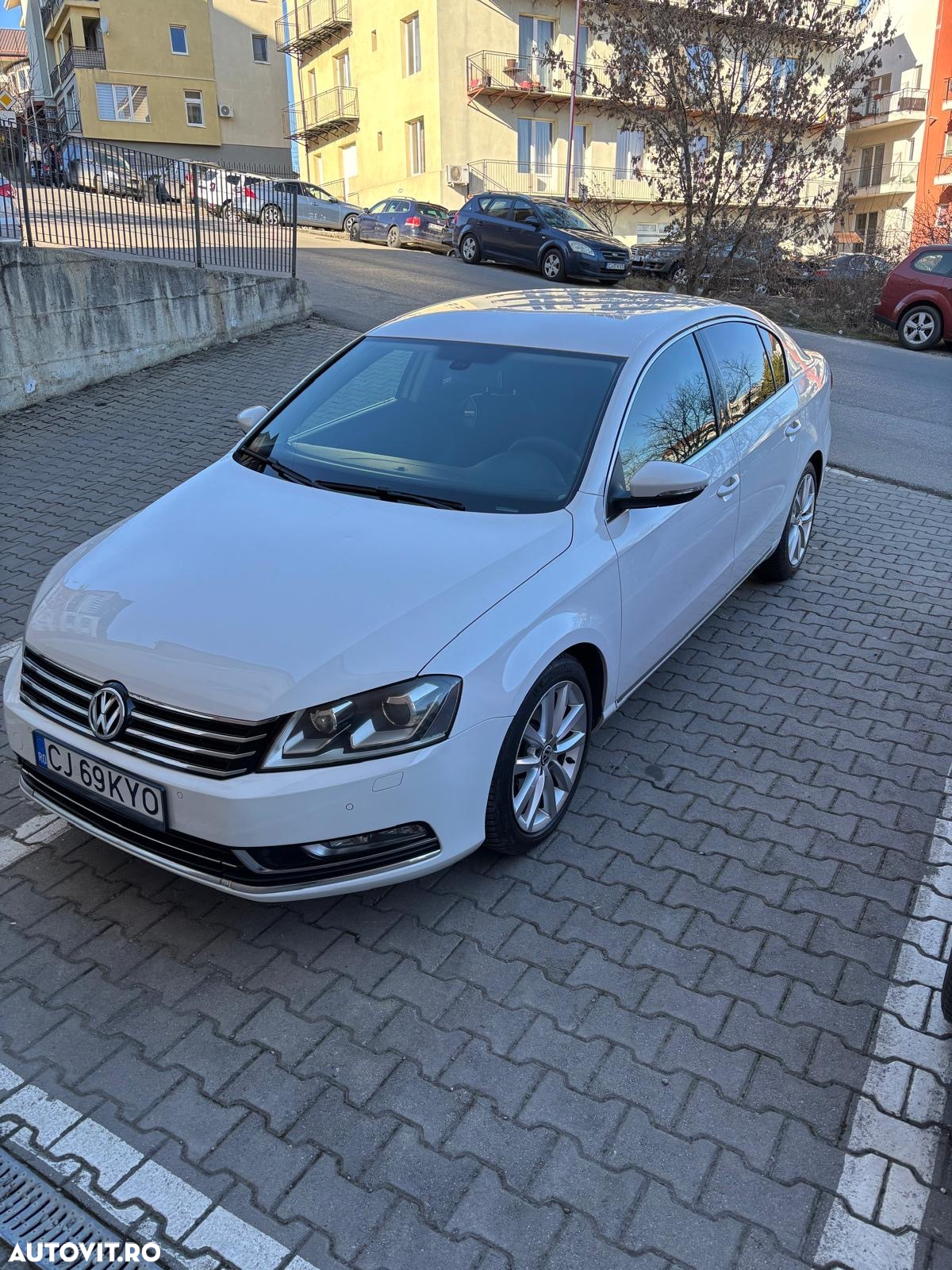 Volkswagen Passat Variant 2.0 TDI BlueMotion Technology Comfortline - 11