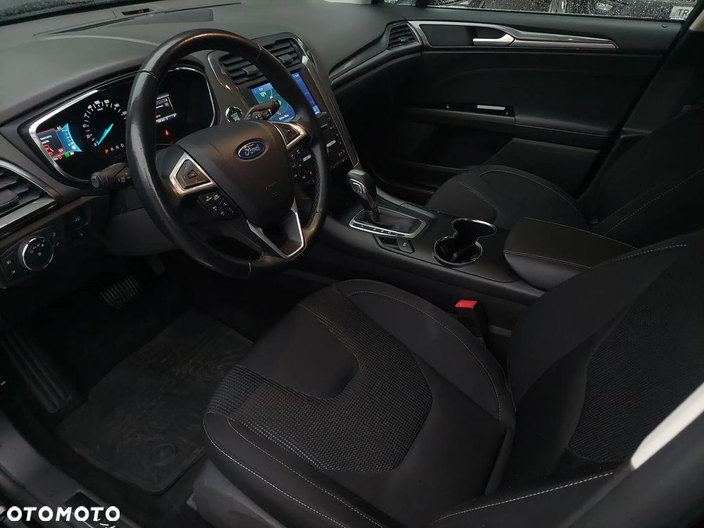 Ford Mondeo 2.0 Hybrid Titanium - 15