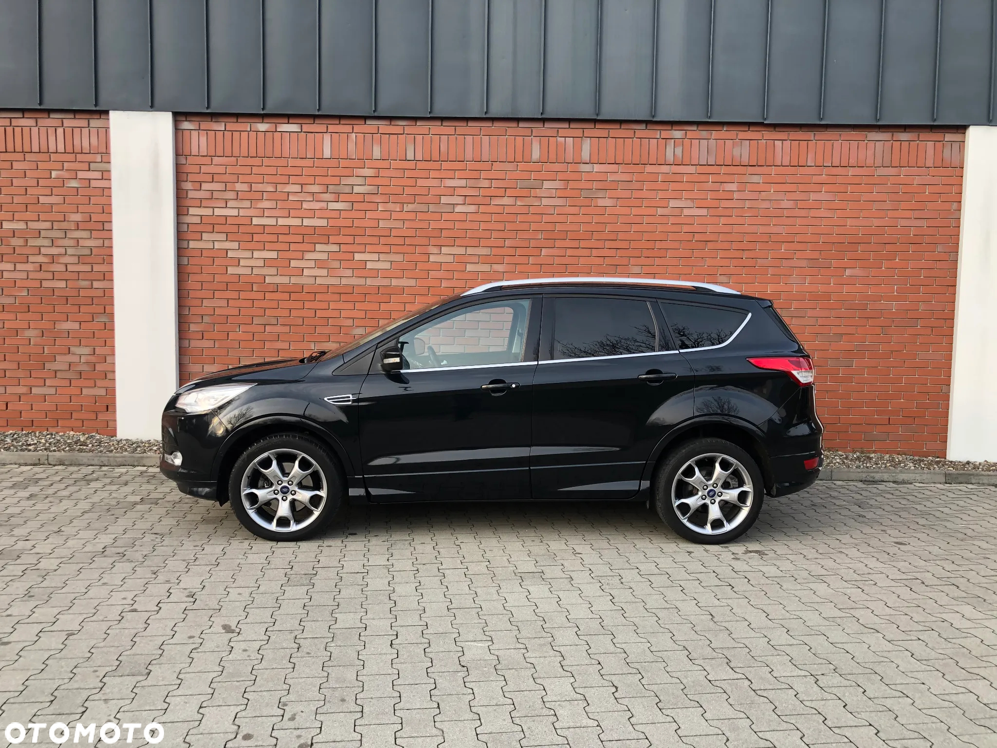 Ford Kuga 2.0 TDCi 4x4 Individual - 23