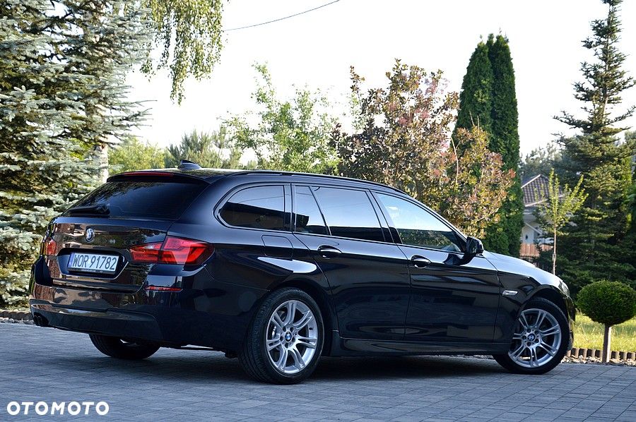 BMW Seria 5 530d xDrive Sport-Aut Modern Line - 16