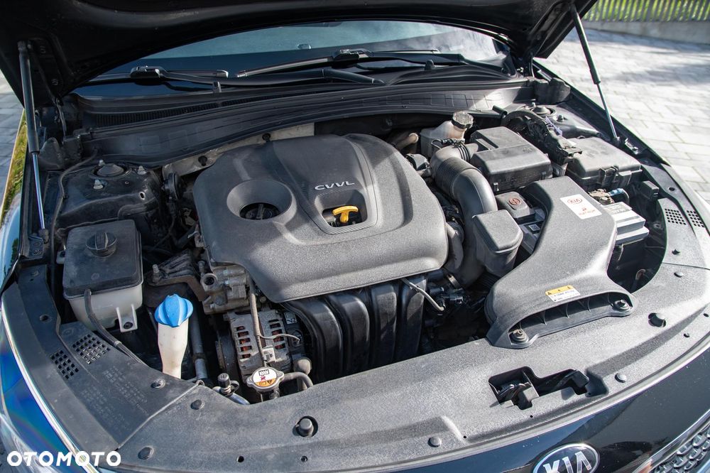Kia Optima - 11