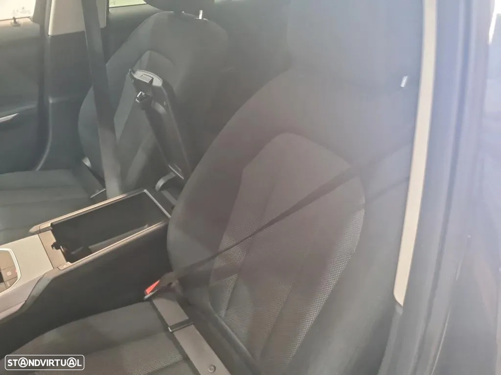 BMW 330 e Touring Corporate Edition Auto - 9