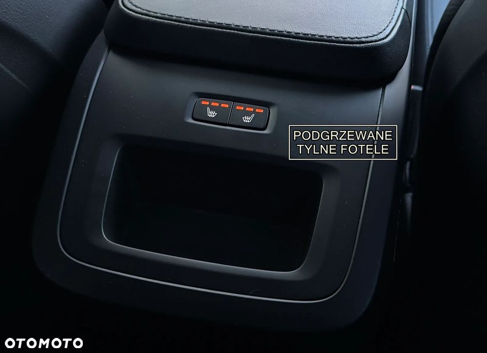 Volvo XC 90 B5 D AWD Plus Bright - 21