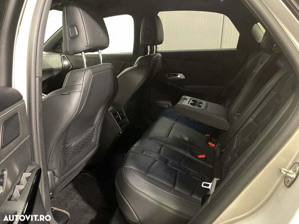 DS Automobiles DS 7 Crossback PHEV 300 cp 4wd Louvre - 12