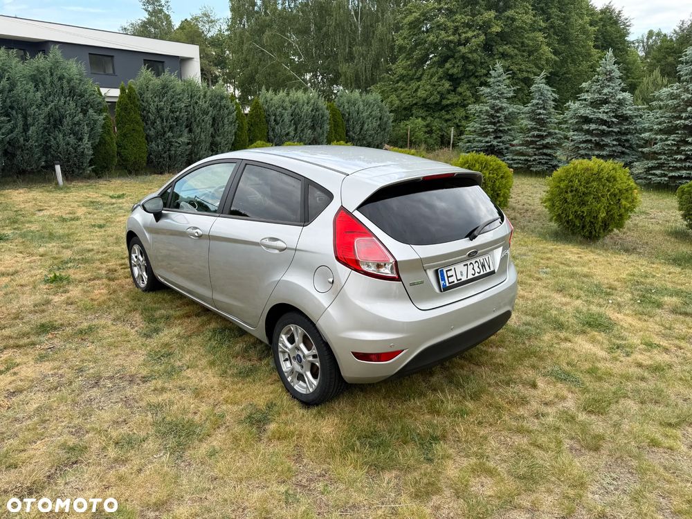 Ford Fiesta - 8
