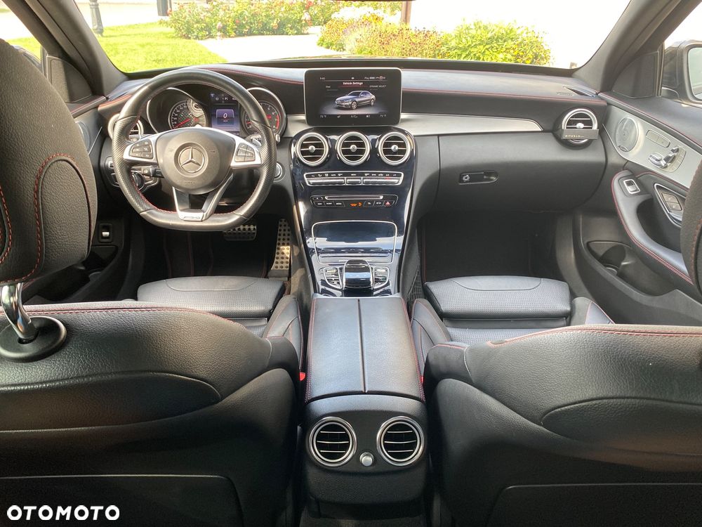 Mercedes-Benz Klasa C AMG 43 4-Matic - 15