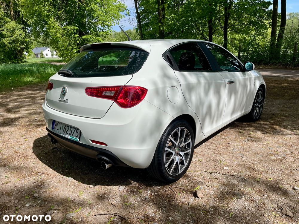 Alfa Romeo Giulietta 2.0 JTDM 16V Turismo - 5