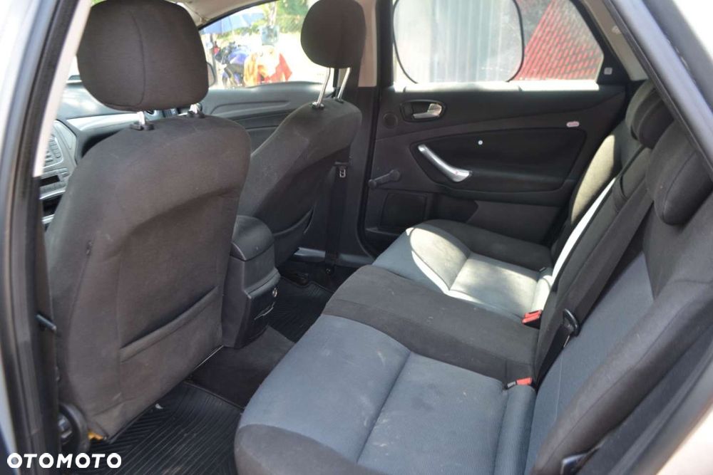 Ford Mondeo - 5