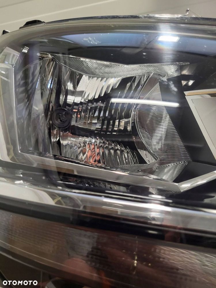 volkswagen t6.1 komplet lamp zw przód 7l1941005b / 7l1941006b - 4