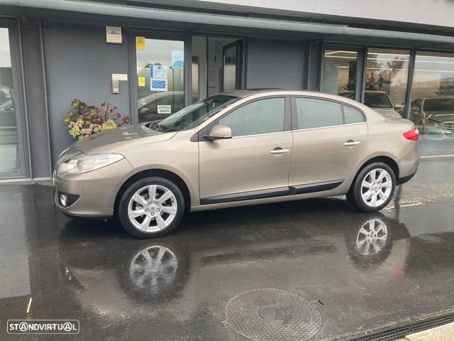 Renault Fluence 1.5 dCi Exclusive - 4
