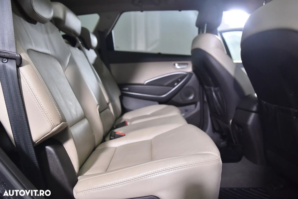 Hyundai Santa Fe 2.2 CRDi 4WD 7 seats Luxury+ - 13