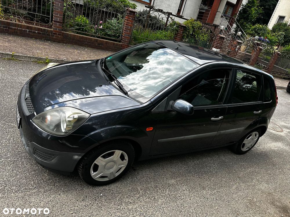 Ford Fiesta - 15