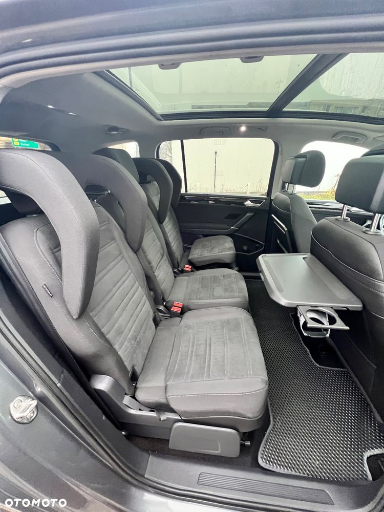 Volkswagen Touran 2.0 TDI BMT Highline DSG - 23