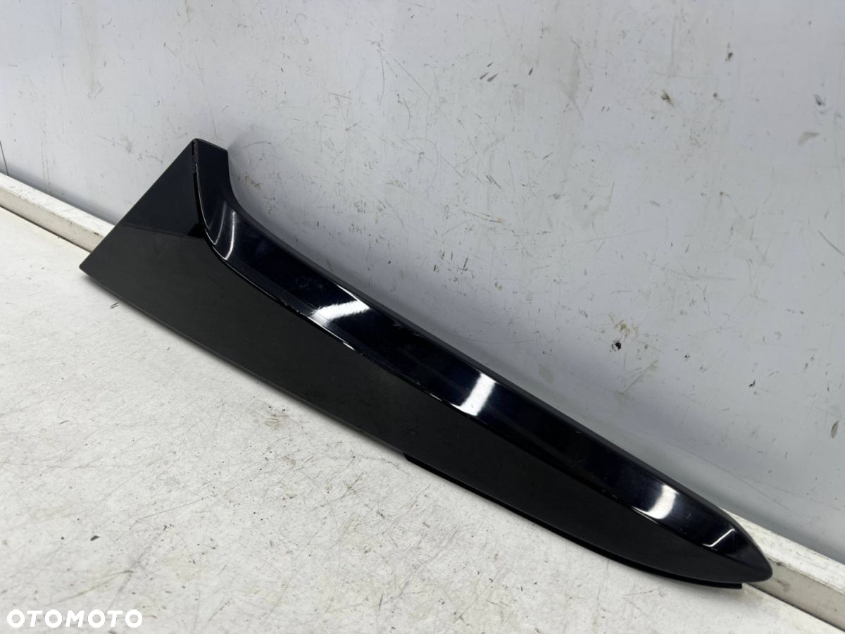 Listwa Mazda CX-30 CX30 19r.- LEWA nakładka szyby klapy bagażnika spoiler blenda dfr5-519c1 - 2