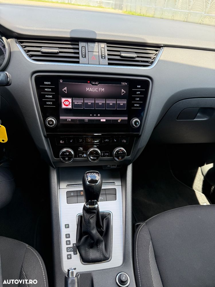 Skoda Octavia 1.6 TDI DSG Ambition - 8