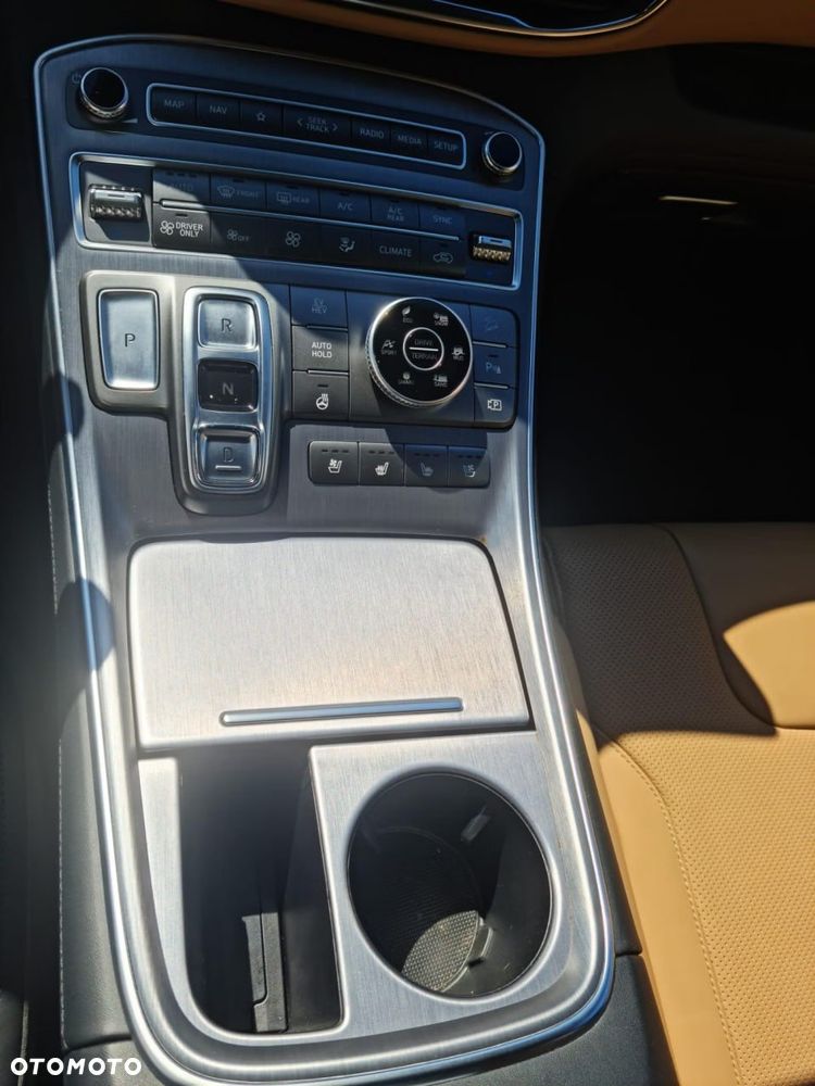 Hyundai Santa Fe 1.6 Plugin-Hybrid 4WD Prime - 15