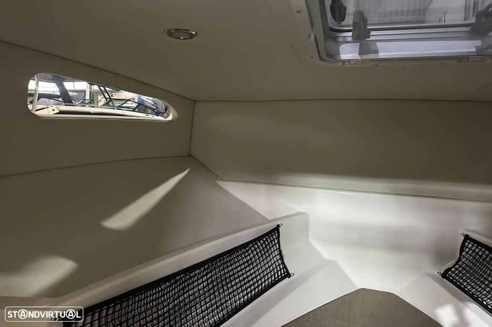 Bayliner VR6 OB Cuddy - 24