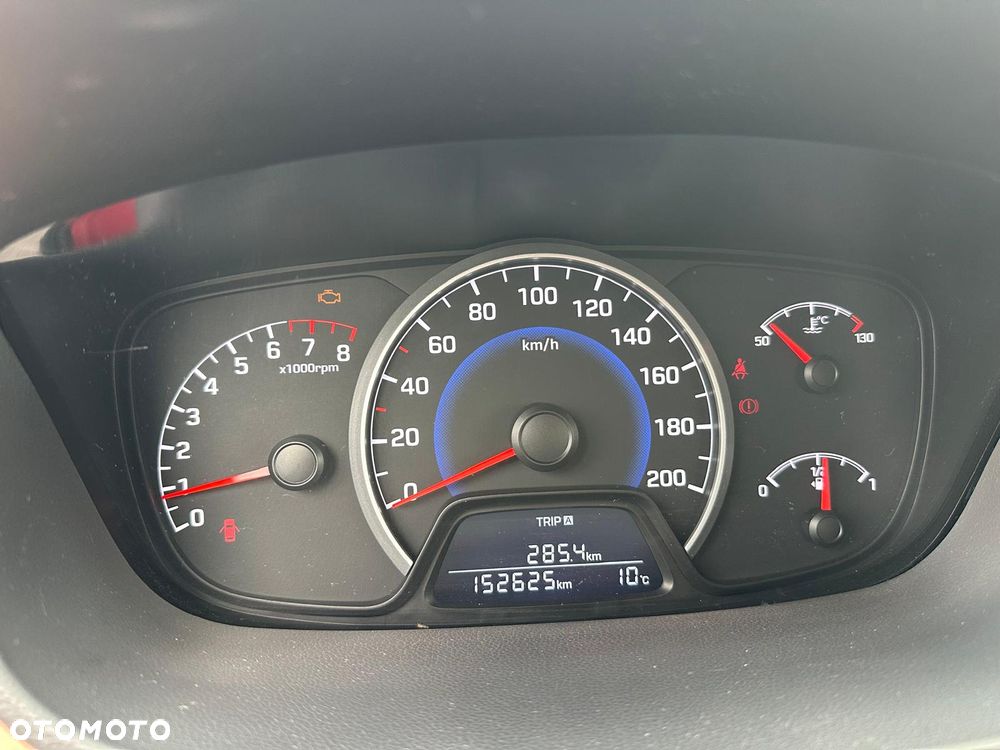 Hyundai i10 1.2 Premium - 12