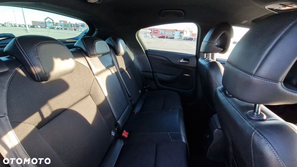 Citroën DS4 e-HDi 115 ETG6 SoChic - 10