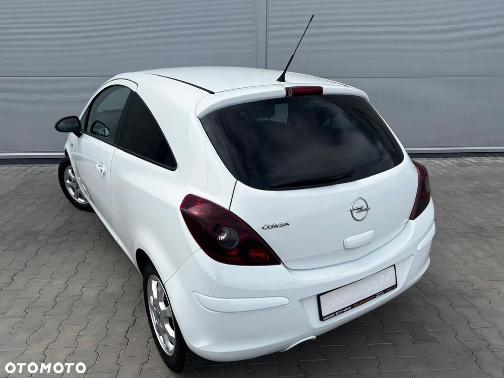 Opel Corsa 1.4 16V Color Edition - 22