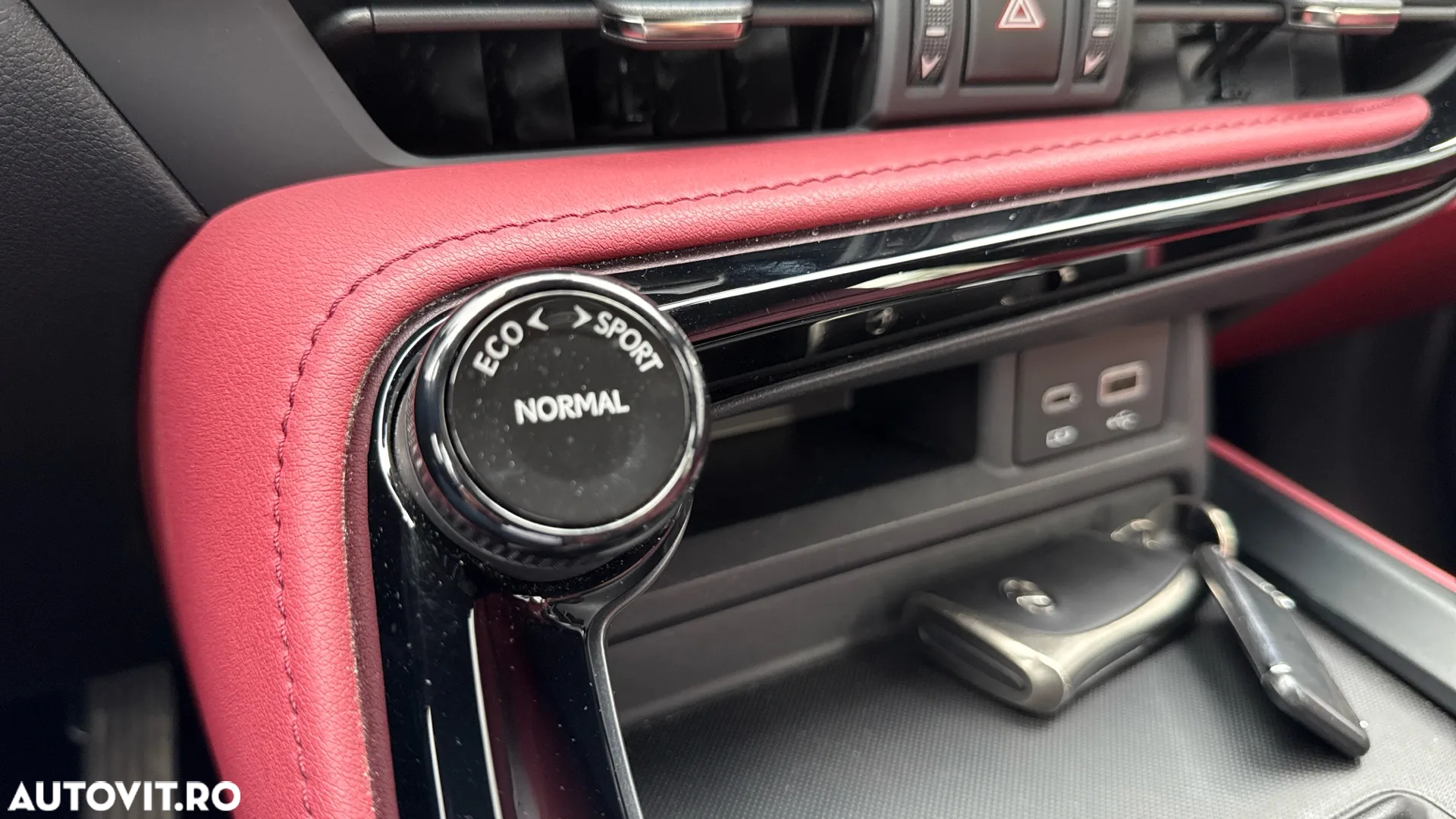 Lexus Seria NX 350h AWD CVT HEV Business - 28