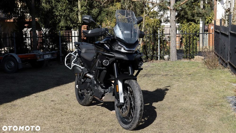 CFMoto 800MT Explore - 2