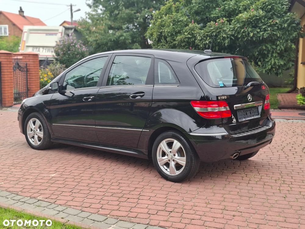 Mercedes-Benz Klasa B 180 BlueEFFICIENCY - 7