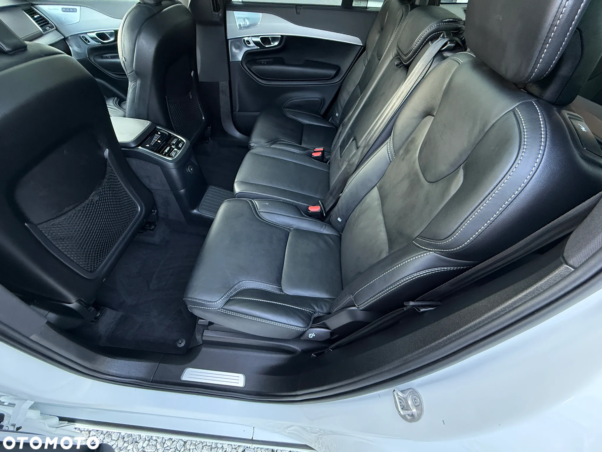 Volvo XC 90 T8 AWD Recharge Geartronic RDesign Edition - 30