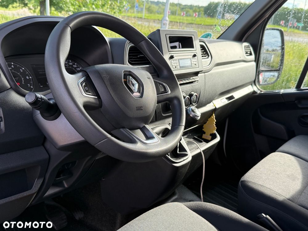 Renault Master - 25
