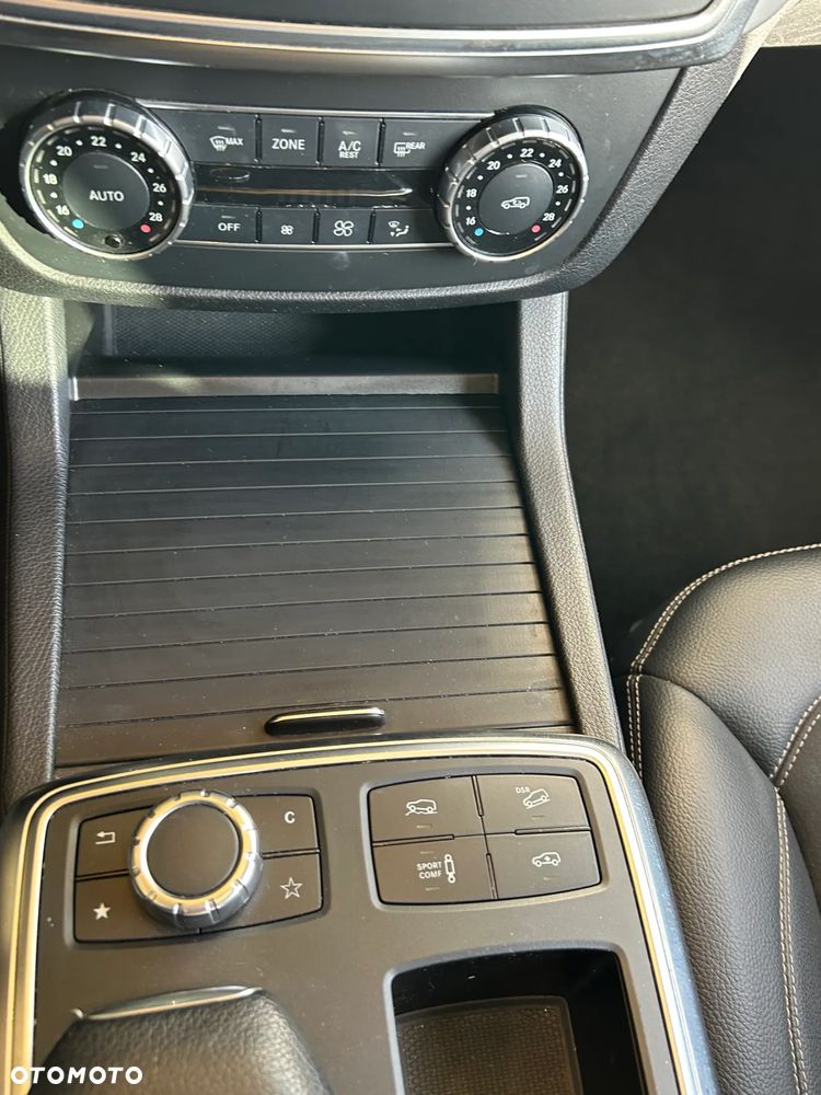 Mercedes-Benz ML 350 BlueTec 4-Matic - 7