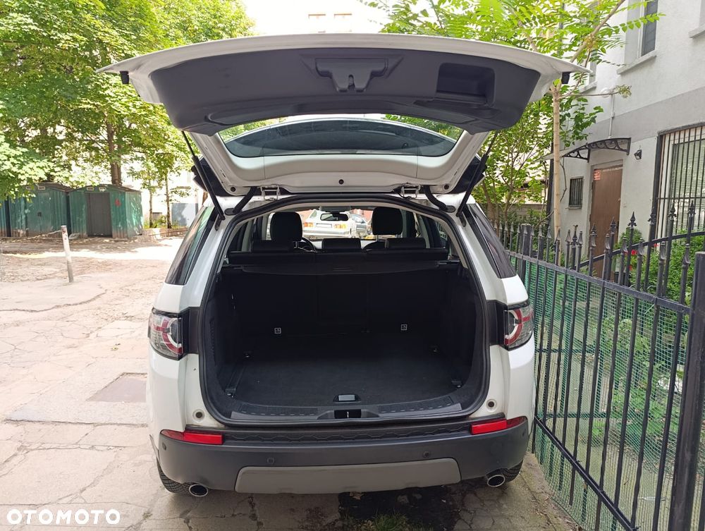 Land Rover Discovery Sport 2.0 TD4 Pure - 31