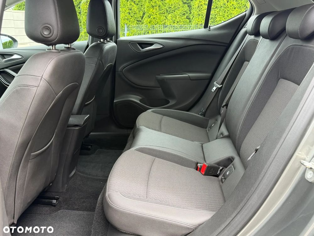 Opel Astra 1.6 D (CDTI) Innovation - 24