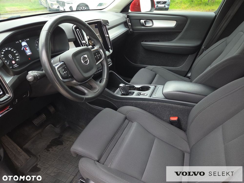 Volvo XC 40 T3 Momentum Pro - 10