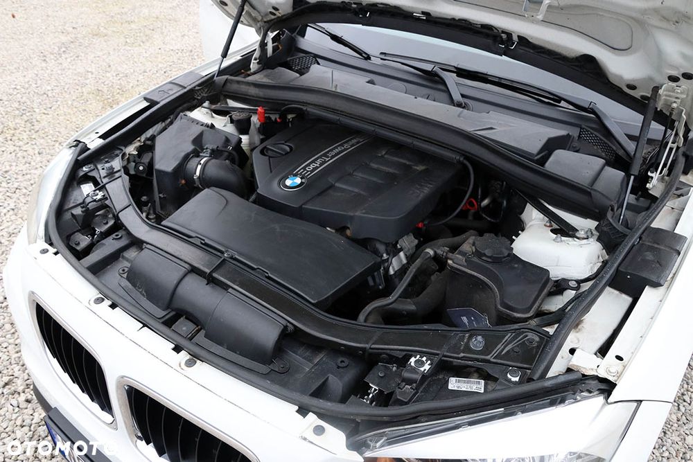 BMW X1 sDrive18d xLine - 39