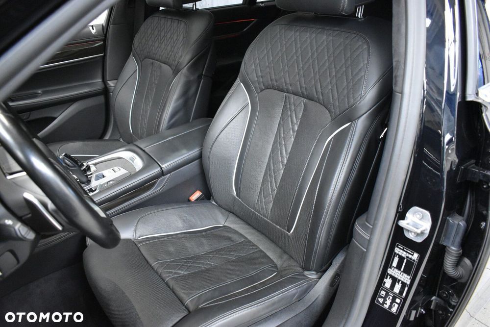 BMW Seria 7 740d xDrive - 12