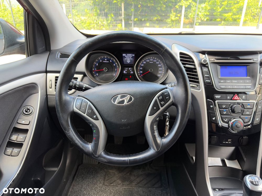 Hyundai i30 blue 1.4 Passion - 24