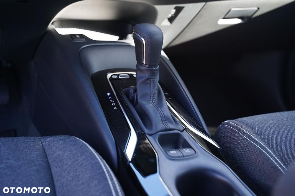 Suzuki Swace 1.8 Hybrid Premium Plus CVT - 14
