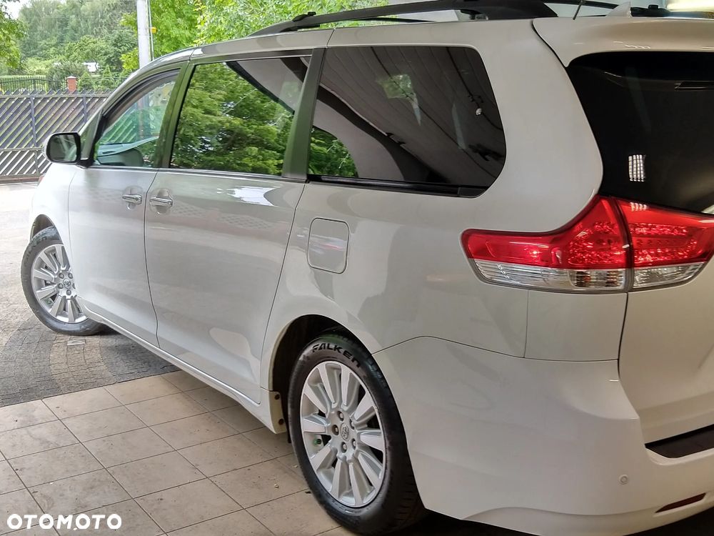 Toyota Sienna 3.5 V6 Limited AWD - 15